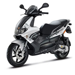 sktr Gilera RUNNER ST 200