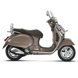 skútr Vespa GTS 300 SUPERSPORT skútr Vespa GTS 300 SUPERSPORT
